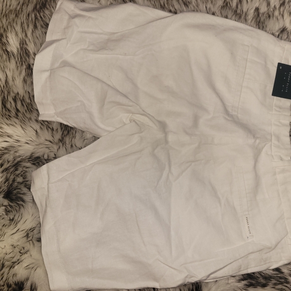 Men - Picture 3 of 4